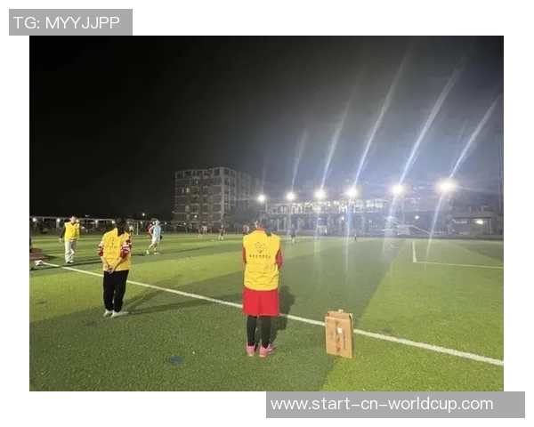 探索四人足球场地的设计理念与玩法创新提升运动体验的全新视角