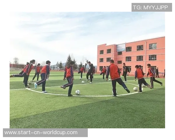 足球队员招募通知诚邀热爱足球的你加入我们的团队共创辉煌未来